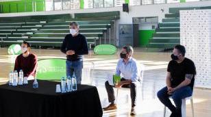 Zabaleta recibi&oacute; a Lammens en Hurlingham, quien anunci&oacute; medidas de apoyo para clubes de barrio