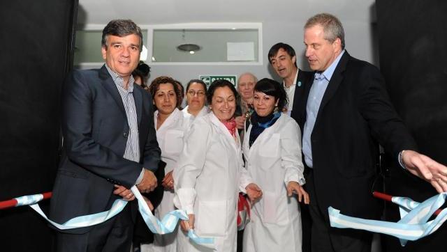Zabaleta y Perczyk inauguraron junto al ministro Bullrich el nuevo laboratorio de la UNAHUR
