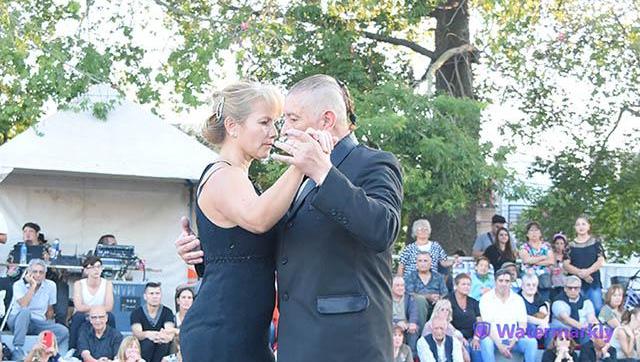 Encuentro de tango en el Centro Cultural Ituzaingó