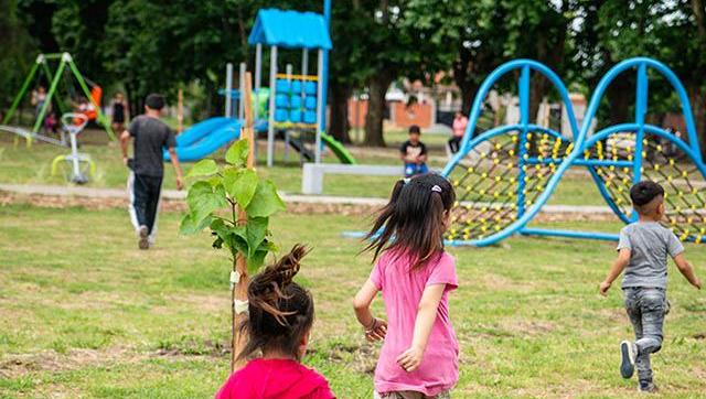 Moreno inauguró la Plaza 6 de Enero en Cuartel V